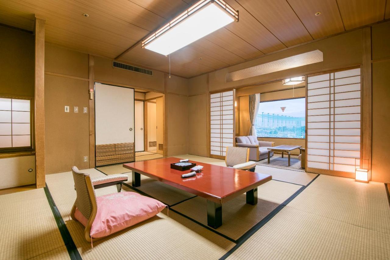 Isawa Tokiwa Hotel Fuefuki Exterior photo